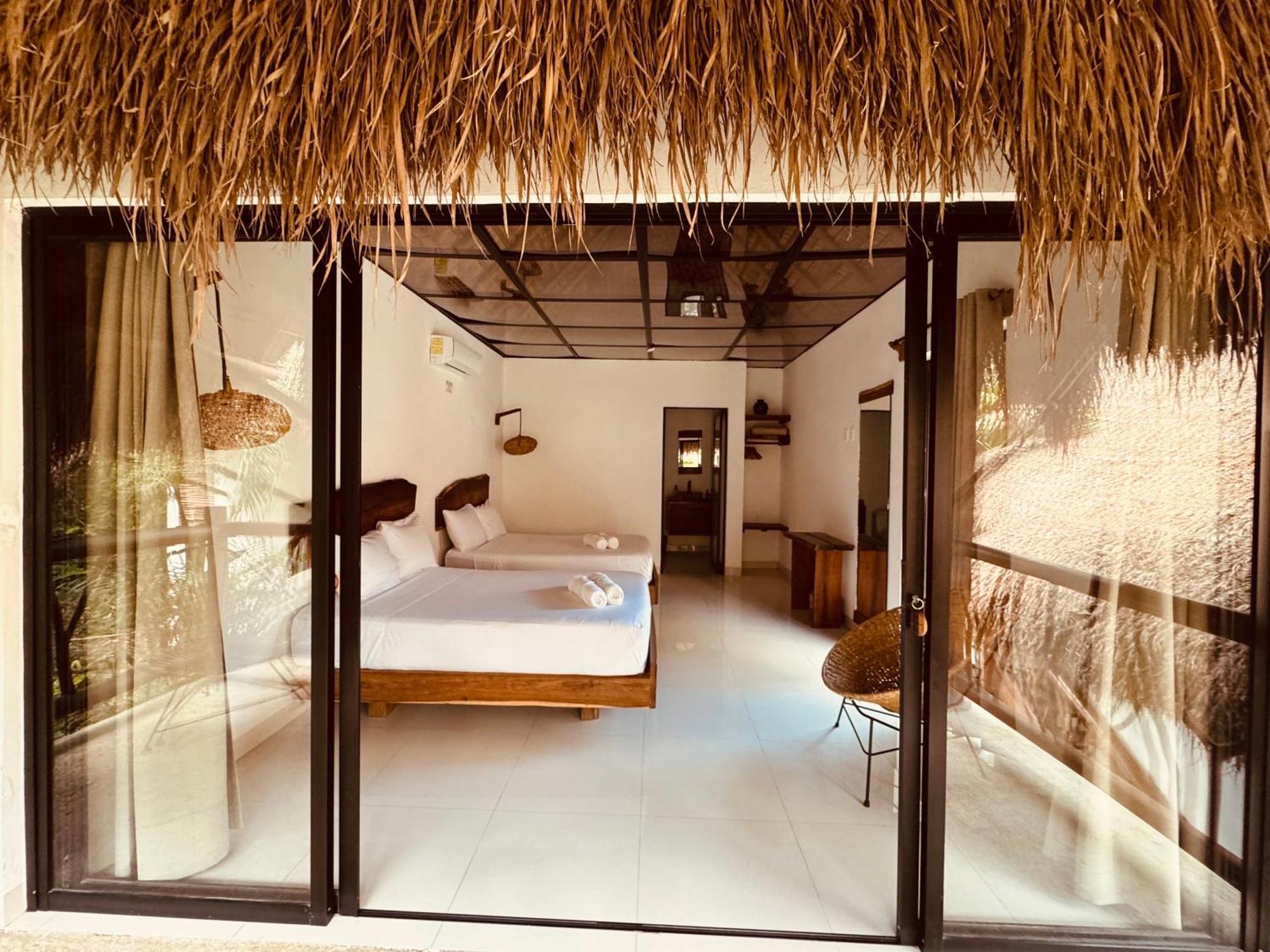 Hotel Amarbacalar Extérieur photo